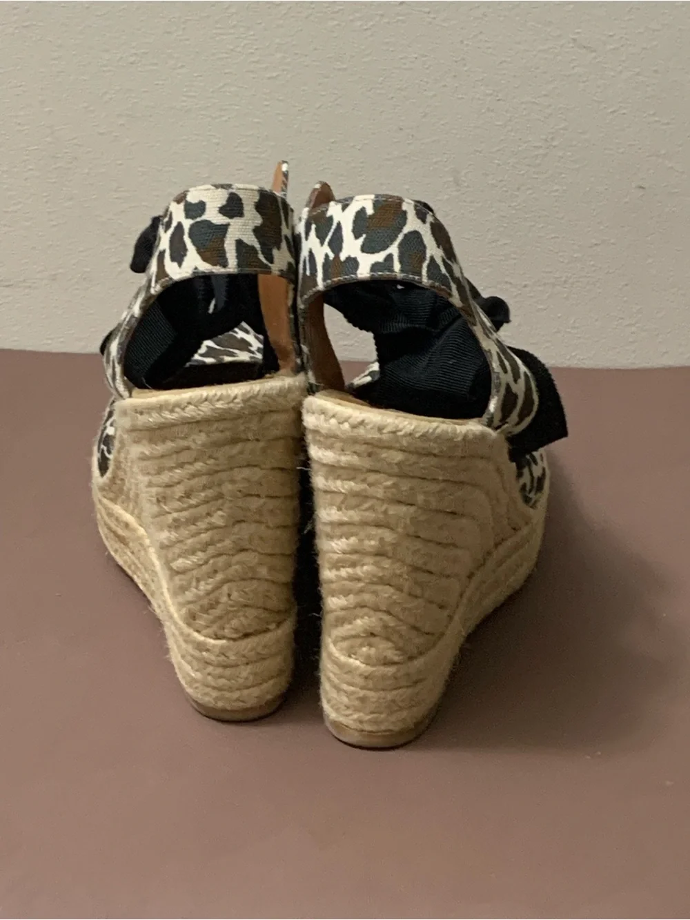 STELLA McCARTNEY Animal Print Canvas Ribbon Ankle Tie Wedge Espadrille Shoe Sz39
